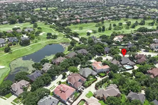 2121 Clearspring Dr S, Irving, TX 75063 - Photo 39