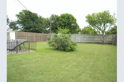 3204 Pacesetter Drive, Dallas, TX 75241 - Photo 5