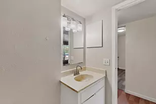 234 Rolling Hills Pl, Lancaster, TX 75146 - Photo 19