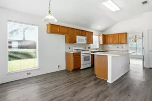 3215 Elmwood Dr, Mesquite, TX 75181 - Photo 7