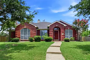 3215 Elmwood Dr, Mesquite, TX 75181 - Photo 1