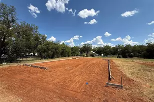 414 E Belknap St, Jacksboro, TX 76458 - Photo 5