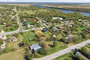 414 E Belknap St, Jacksboro, TX 76458 - Photo 29