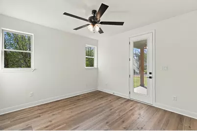414 E Belknap Street, Jacksboro, TX 76458 - Photo 17