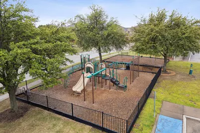 5944 Snow Creek Drive, The Colony, TX 75056 - Photo 13