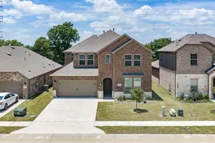 3717 Tracewood Bnd, Aubrey, TX 76227 - Photo 3