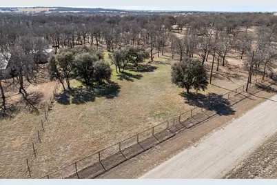 142 Clearwater Drive, Poolville, TX 76487 - Photo 7