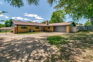 4009 Twilight Dr S, Benbrook, TX 76116 - Photo 19