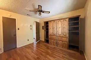 2510 Brookcrest Dr, Garland, TX 75040 - Photo 9