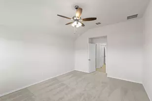 2613 River Bank Dr, Burleson, TX 76028 - Photo 19