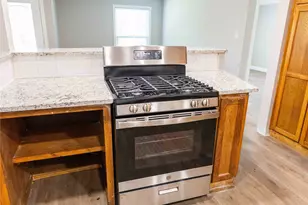 2007 Bradford St, Irving, TX 75061 - Photo 13