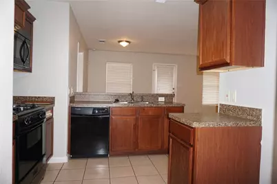 10037 Quail Glen Drive, Fort Worth, TX 76140 - Photo 5