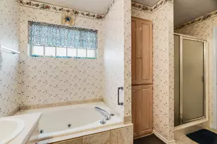 570 N Center, Blossom, TX 75416 - Photo 13