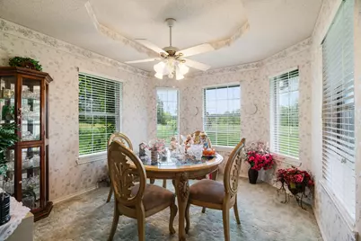 570 N Center, Blossom, TX 75416 - Photo 9