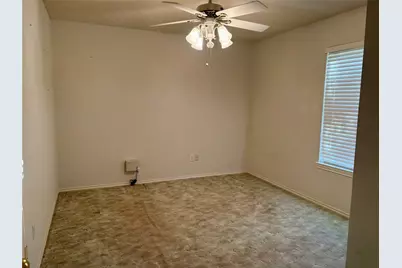 570 N Center, Blossom, TX 75416 - Photo 15