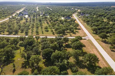 2200 E Landings S, Granbury, TX 76049 - Photo 11