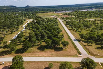2200 E Landings S, Granbury, TX 76049 - Photo 7