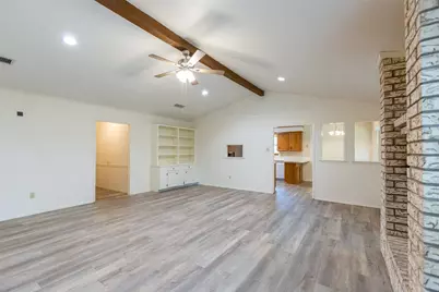 8001 Weehunt Court, Abilene, TX 79606 - Photo 5
