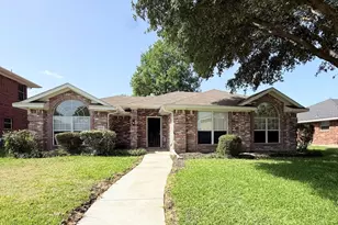 8418 Coventry Dr, Rowlett, TX 75089 - Photo 1