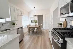 8418 Coventry Dr, Rowlett, TX 75089 - Photo 9