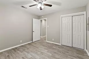 7425 S College Cir, North Richland Hills, TX 76180 - Photo 19
