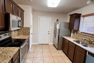 2336 Summit Ln, Dallas, TX 75227 - Photo 3