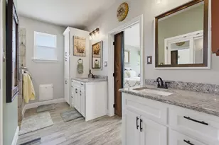 2807 Sky Harbour Dr, Granbury, TX 76049 - Photo 17