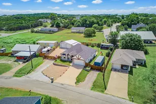 2807 Sky Harbour Dr, Granbury, TX 76049 - Photo 35