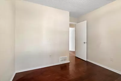 2250 Arbor Creek Drive, Carrollton, TX 75010 - Photo 21