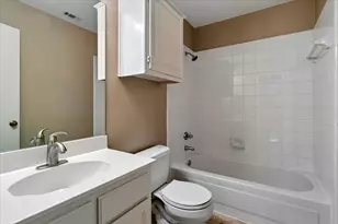2250 Arbor Creek Dr, Carrollton, TX 75010 - Photo 19