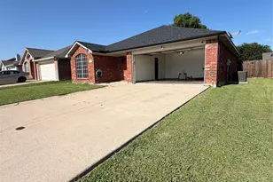 [Address not provided], Grand Prairie, TX 75052 - Photo 3