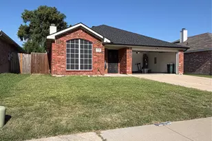 2648 Carmen Dr, Grand Prairie, TX 75052 - Photo 1