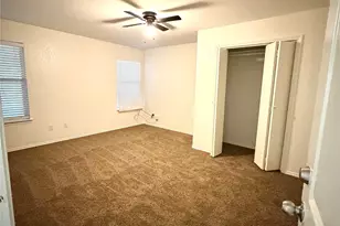 2648 Carmen Dr, Grand Prairie, TX 75052 - Photo 9