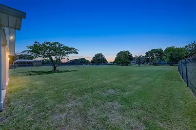 14000 Red Wood Circle N, Frisco, TX 75071 - Photo 3