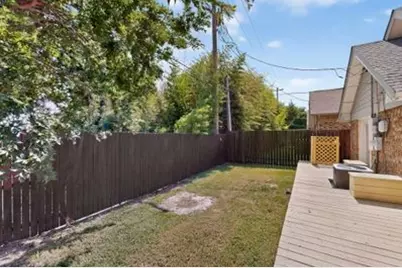 1157 Meadow Park Lane, Grand Prairie, TX 75052 - Photo 33