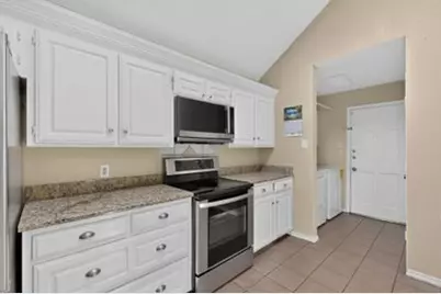 1157 Meadow Park Lane, Grand Prairie, TX 75052 - Photo 11