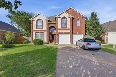 2808 N Camino Lagos, Grand Prairie, TX 75054 - Photo 1