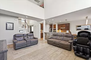 2808 N Camino Lagos, Grand Prairie, TX 75054 - Photo 11