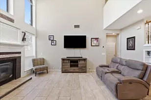 2808 N Camino Lagos, Grand Prairie, TX 75054 - Photo 13