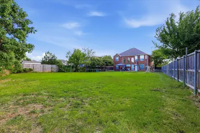 2808 N Camino Lagos, Grand Prairie, TX 75054 - Photo 37