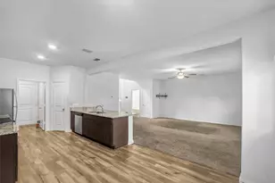 8212 Buck Mountain Pass, Fort Worth, TX 76179 - Photo 9