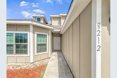 8212 Buck Mountain Pass, Fort Worth, TX 76179 - Photo 3