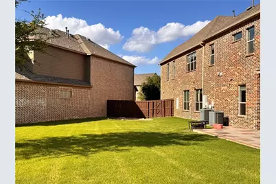 9001 Blue Water Drive, Plano, TX 75025 - Photo 31