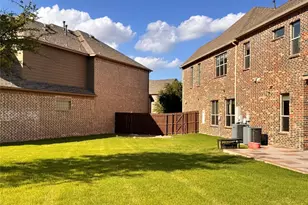 9001 Blue Water Dr, Plano, TX 75025 - Photo 31