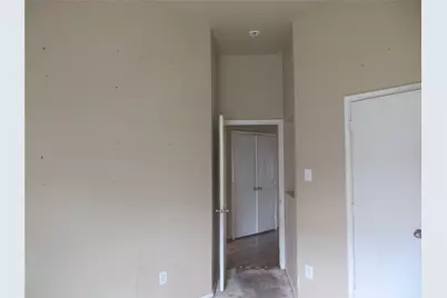 1100 Manhassett Court, Fort Worth, TX 76140 - Photo 9