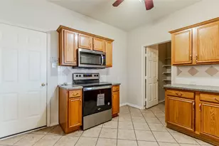 11812 Wispwillow Dr, Fort Worth, TX 76244 - Photo 7
