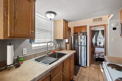 505 Brazos Harbor Drive, Granbury, TX 76048 - Photo 17