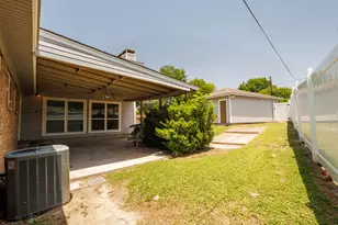7816 Claremont Dr, Dallas, TX 75228 - Photo 23