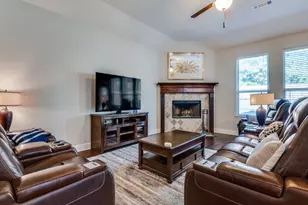 1314 Greenrock Ct, Midlothian, TX 76065 - Photo 3