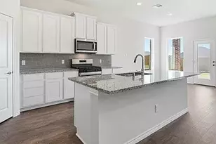 8428 Radiant St, Garland, TX 75043 - Photo 3